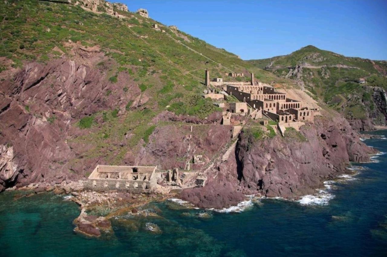 Вилла L'Estasi Tanca Piras A Bordo Piscina Con Vista Mare Nebida Экстерьер фото