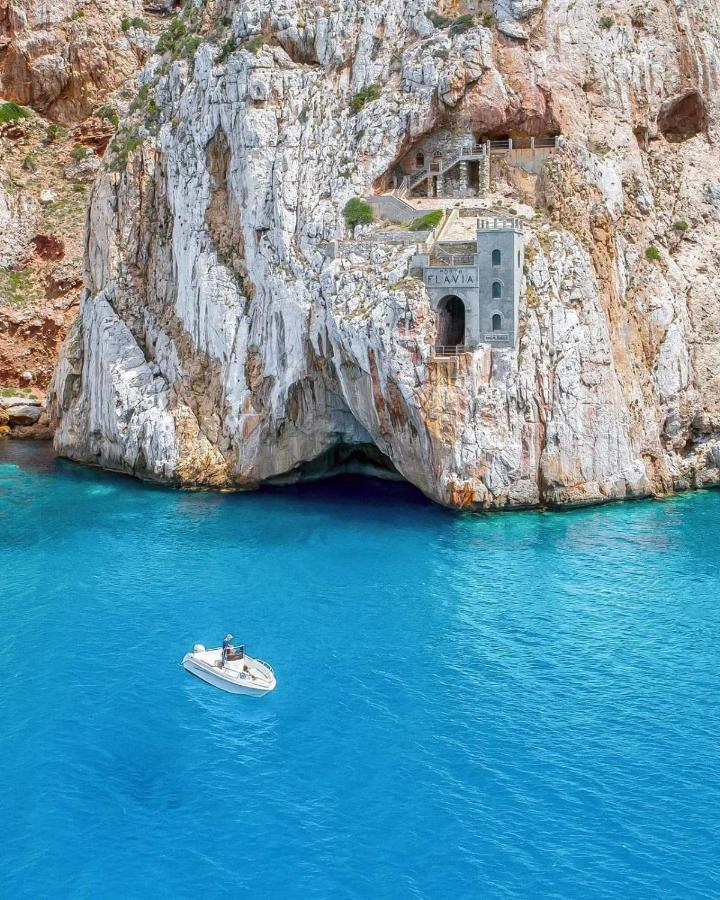 Вилла L'Estasi Tanca Piras A Bordo Piscina Con Vista Mare Nebida Экстерьер фото